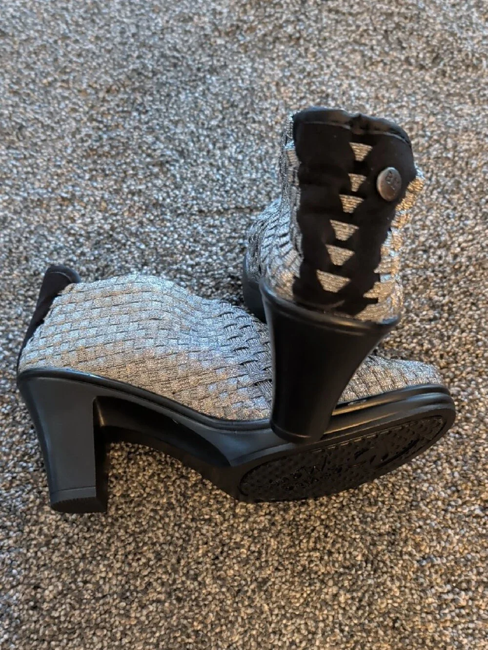 NWOT,,,bernie mev. Woven Metallic Silver Ankle Booties